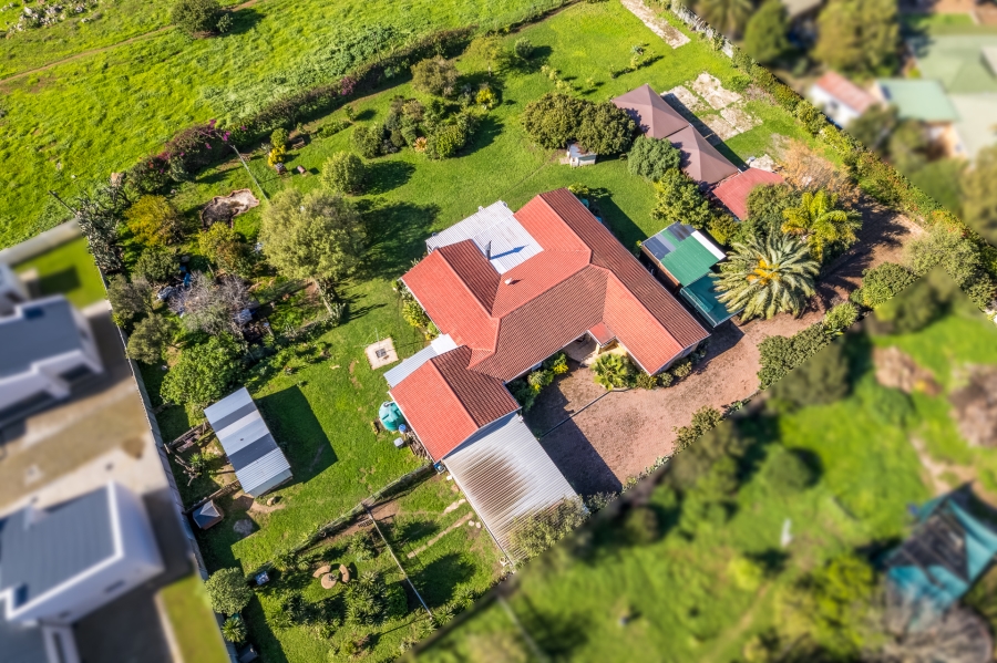 4 Bedroom Property for Sale in Vierlanden Western Cape